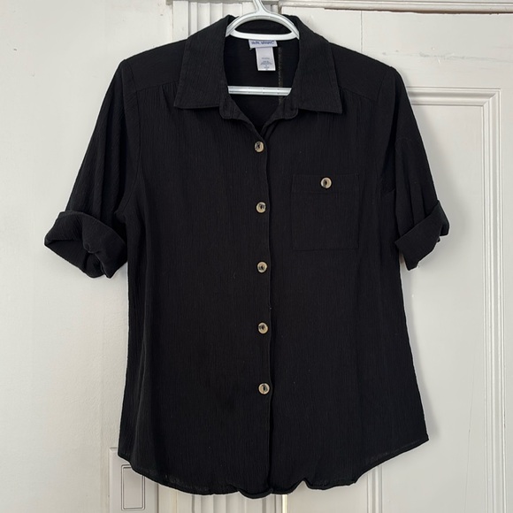 Black button up blouse - Picture 1 of 3
